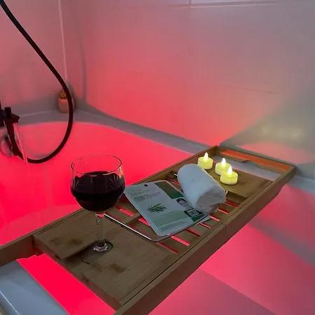 Stylish With Balcony - Very - Long And Pets Welcome Apartment Carcassonne